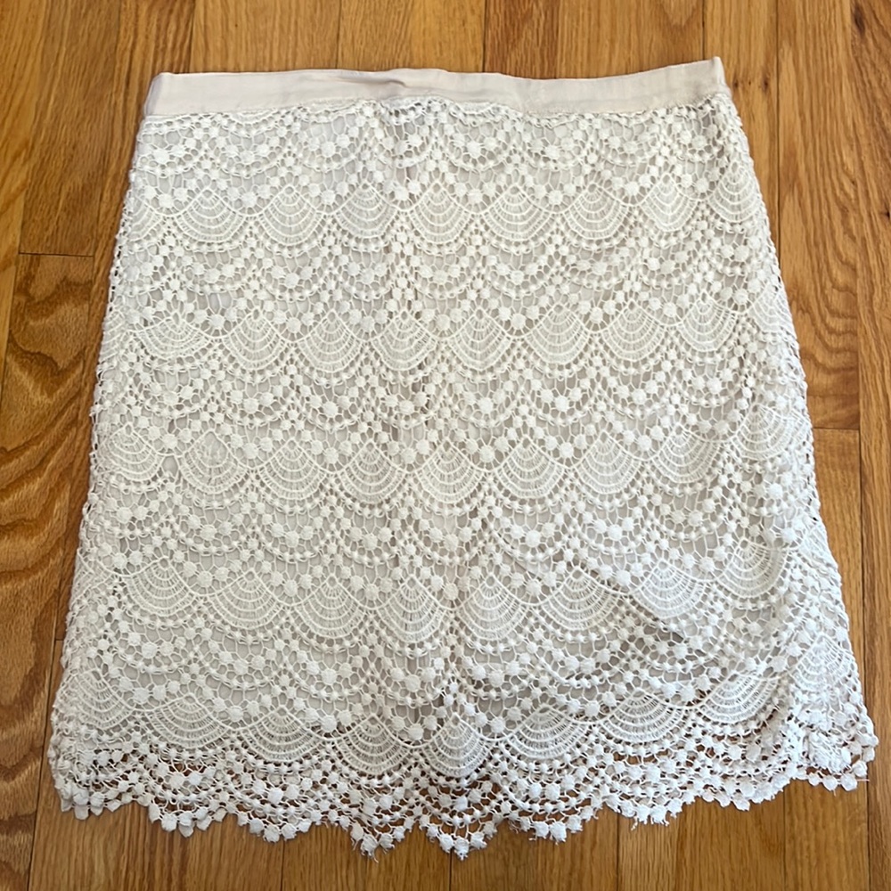 Club Monaco lace mini skirt